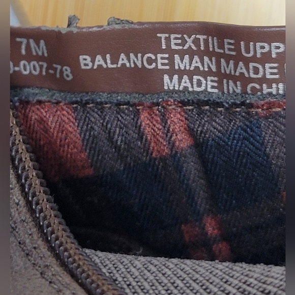 Bare Traps Womens DRENNAN Closed Toe Ankle Chelsea Boots Size 7M - Picture 7 of 14